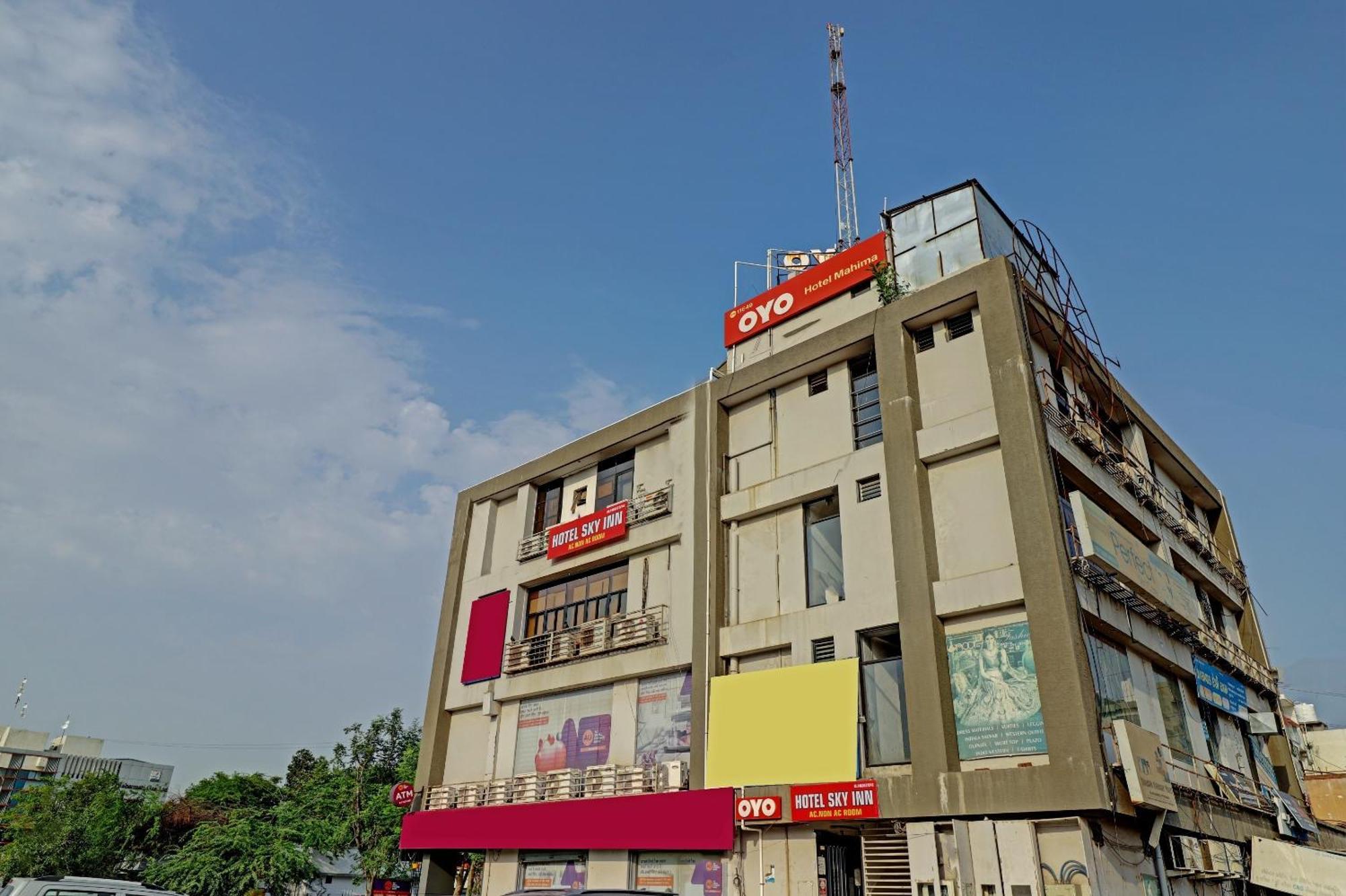 Oyo 11649 Hotel Mahima Gandhinagar Exterior foto