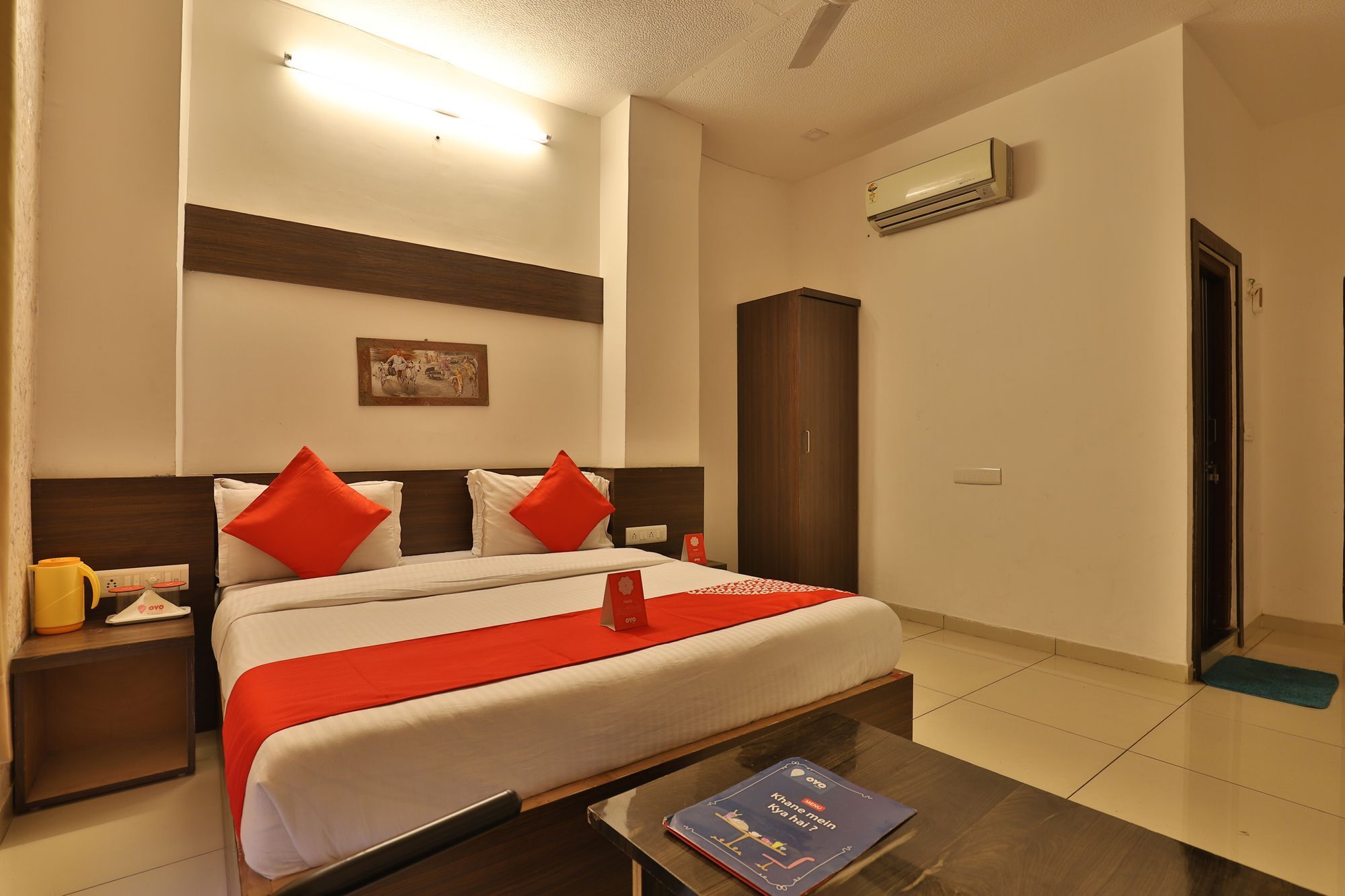 Oyo 11649 Hotel Mahima Gandhinagar Exterior foto